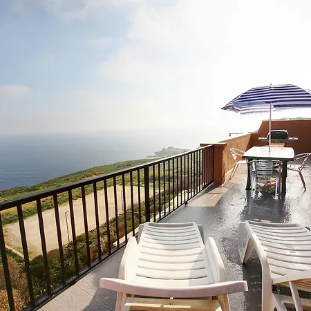 Lägenhet Hili Complex