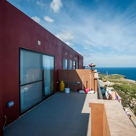 Hili Complex Apartment *